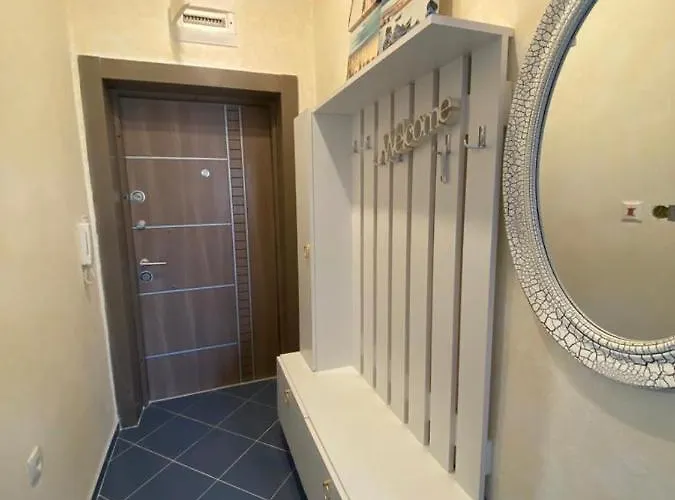 Bluemoon-apartment With Parking Apartament Burgas City