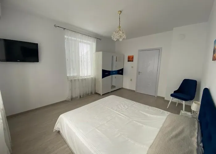 Apartament Bluemoon-apartment With Parking