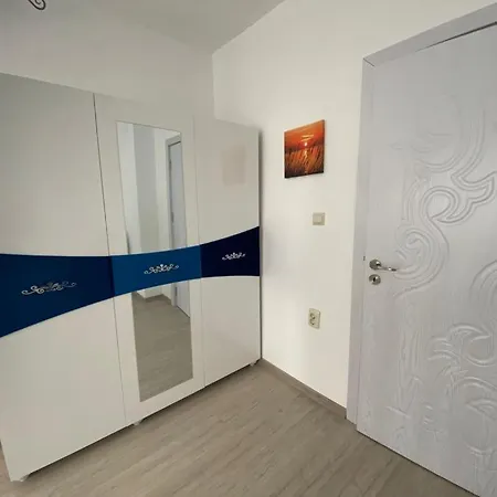 Bluemoon-apartment With Parking * Μπουργκάς