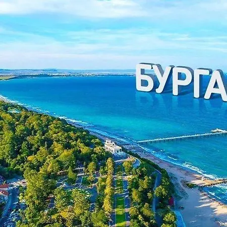 Bluemoon-apartment With Parking Апартаменты *