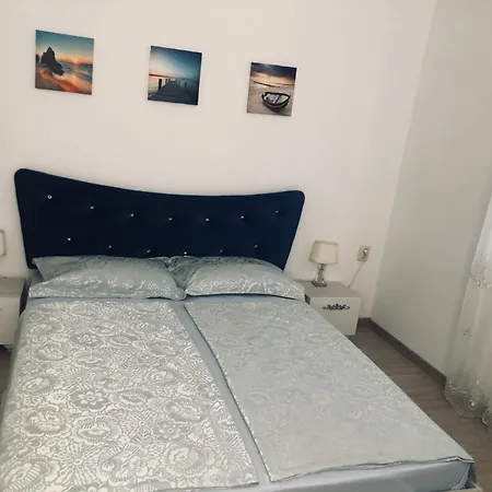 Διαμέρισμα Bluemoon-apartment With Parking Μπουργκάς
