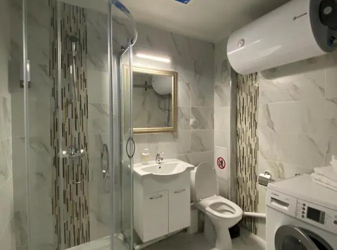 Апартаменты Bluemoon-apartment With Parking Бургас